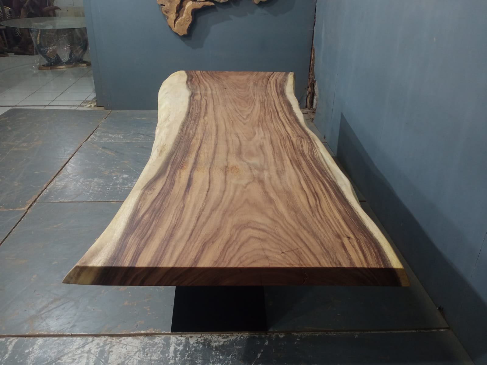 Live Edge Tables