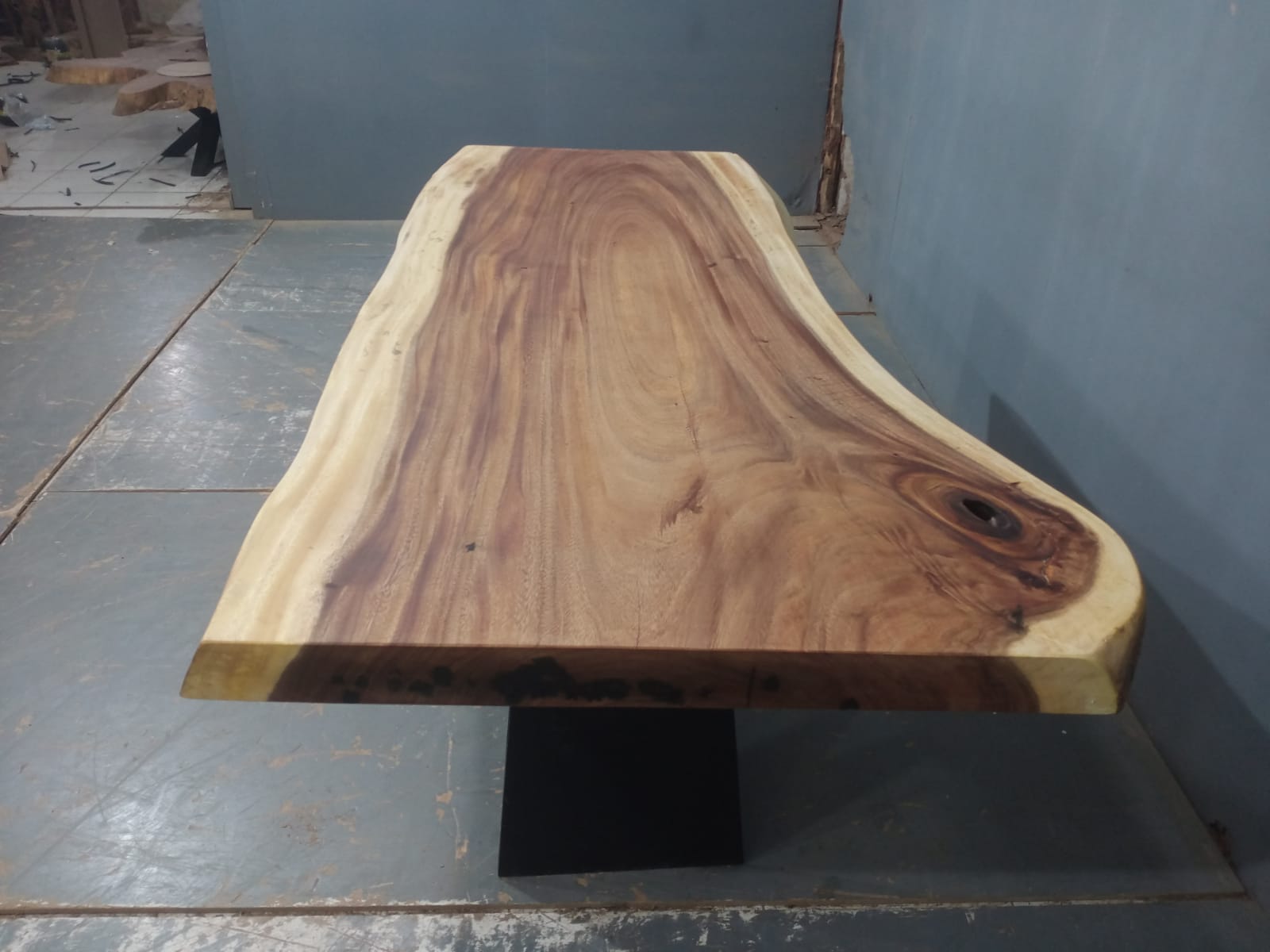 Live Edge Tables