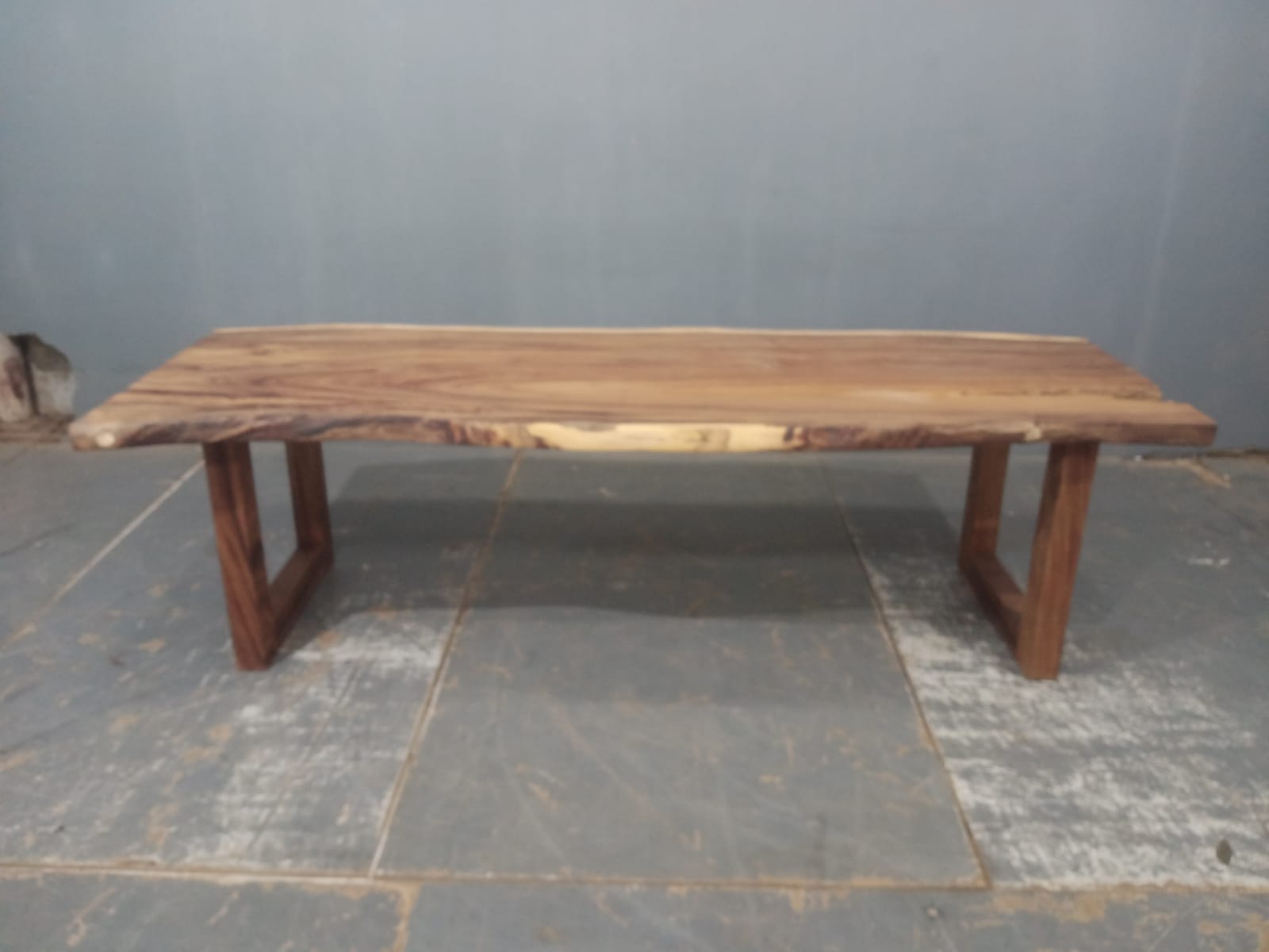 LIVE EDGE TABLES