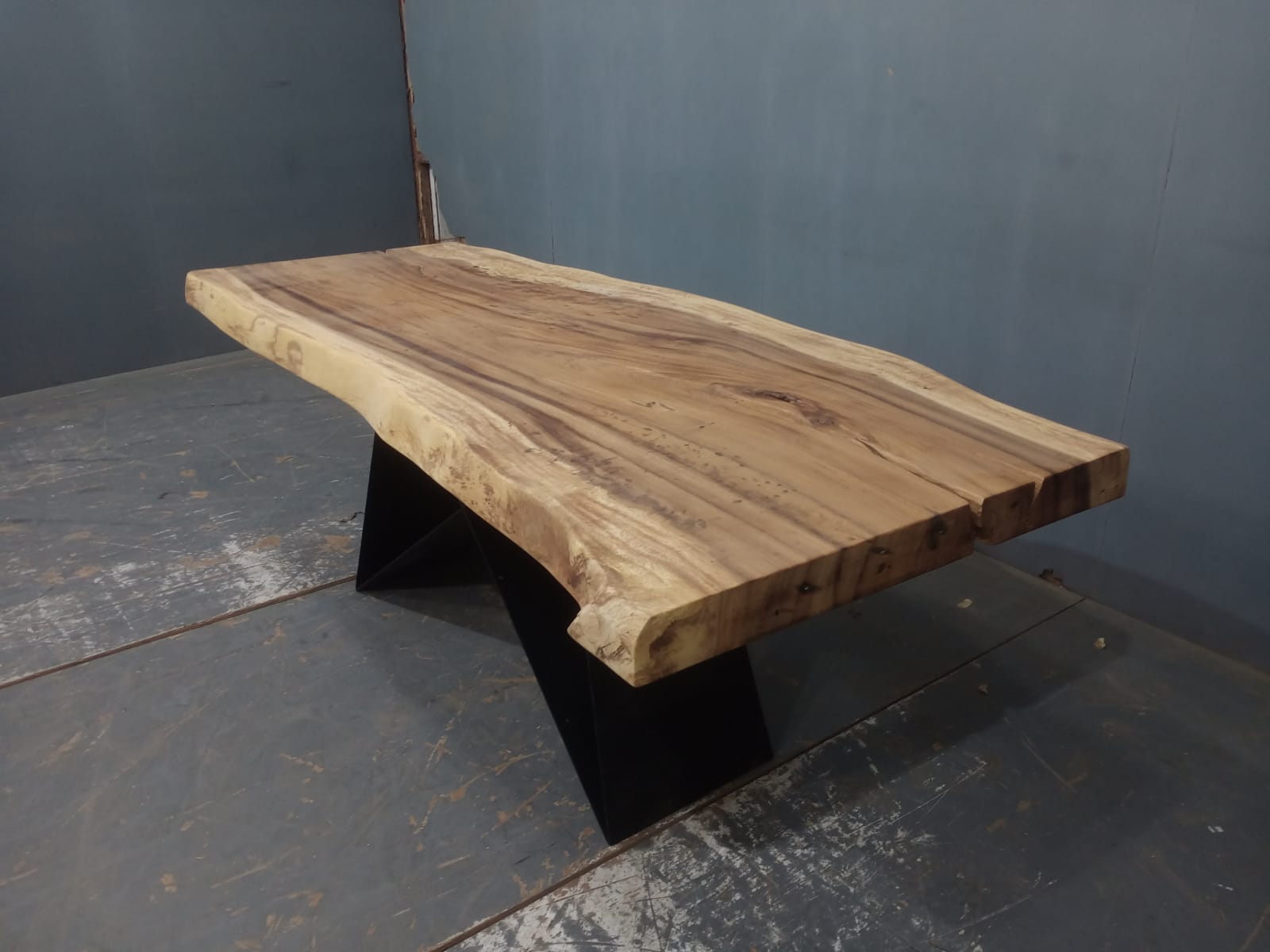 Live Edge Tables