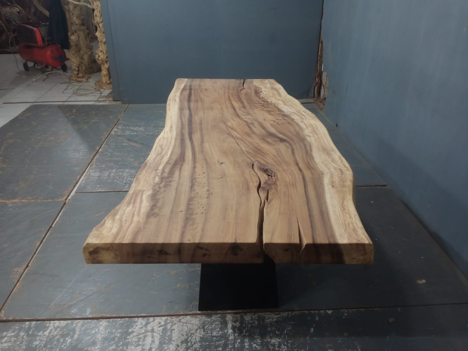 Live Edge Tables