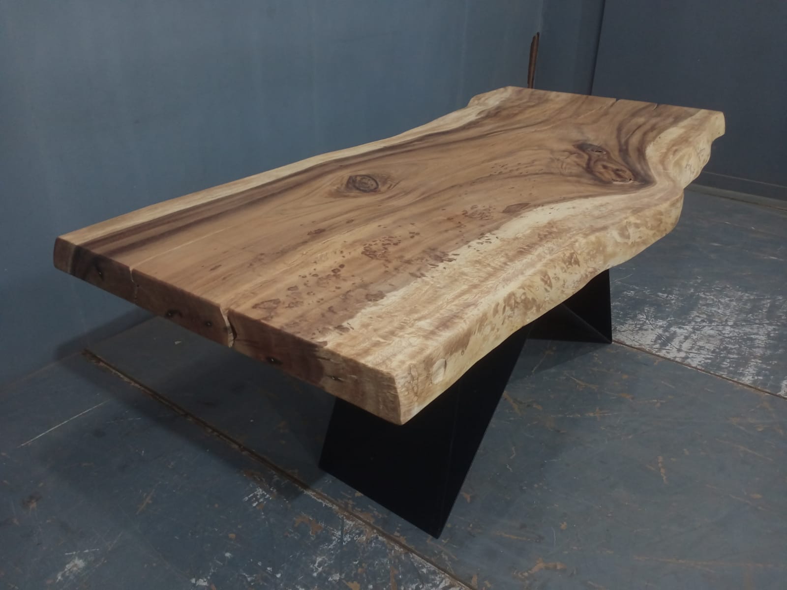 Live Edge Tables