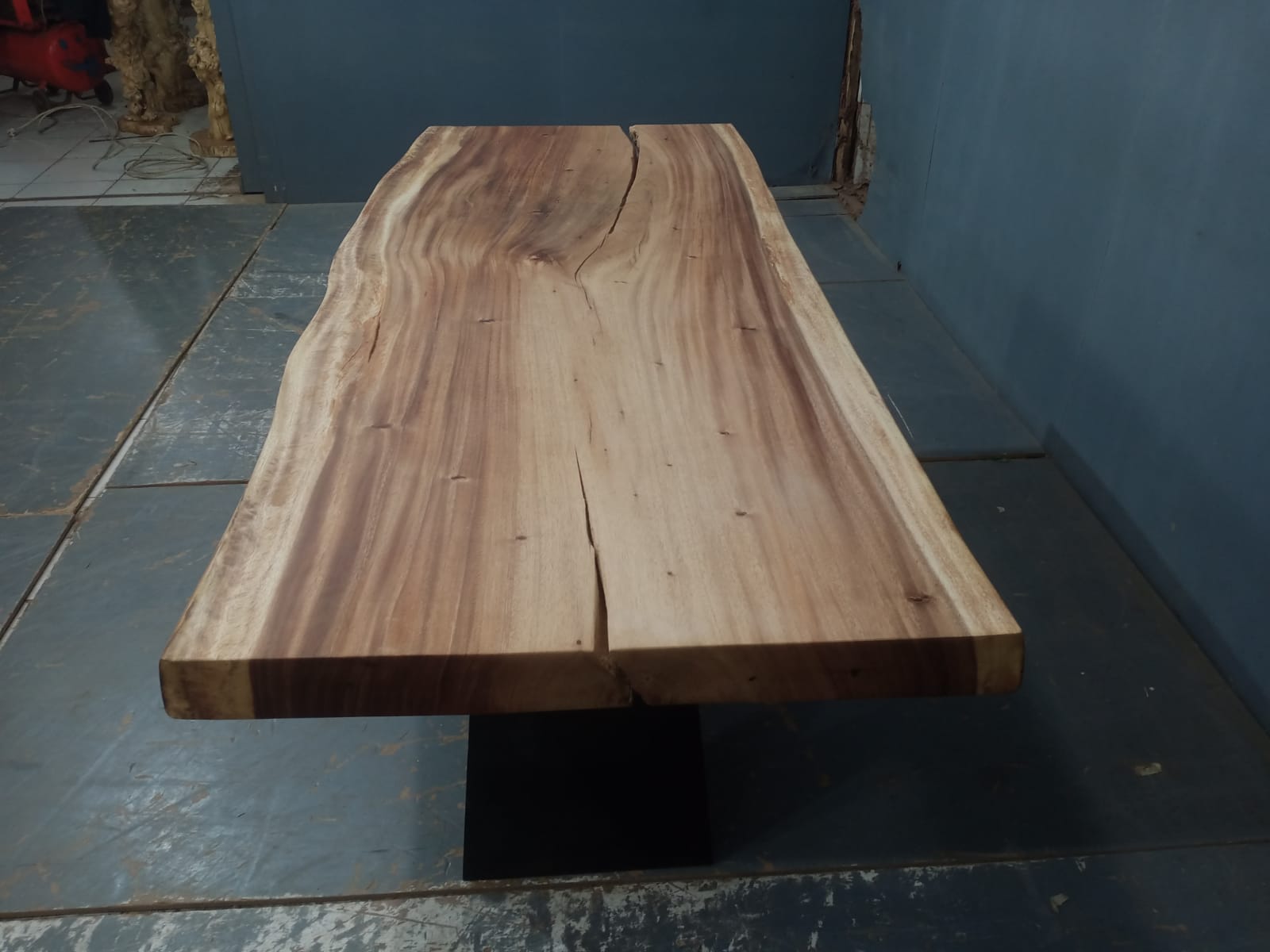 Live Edge Tables
