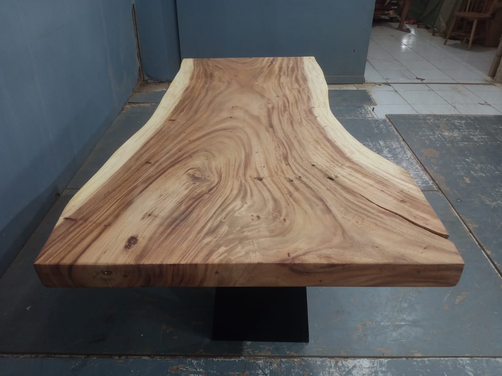 Live Edge Tables