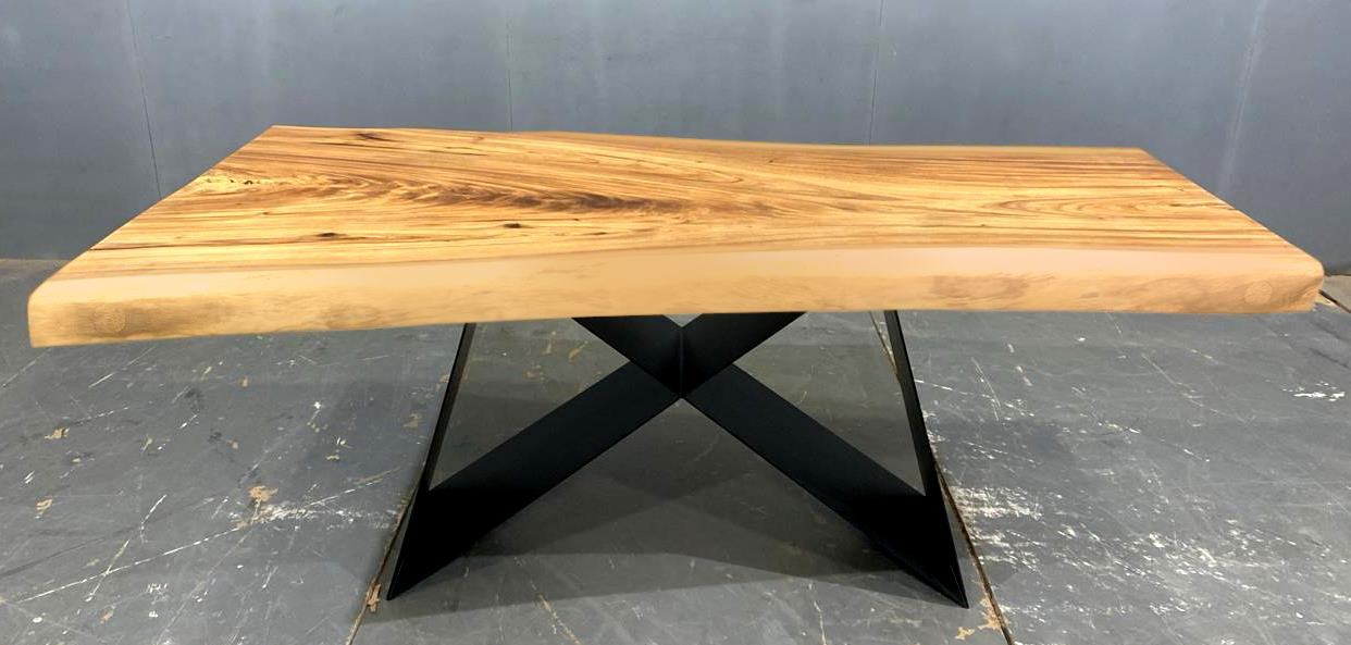 LIVE EDGE TABLES
