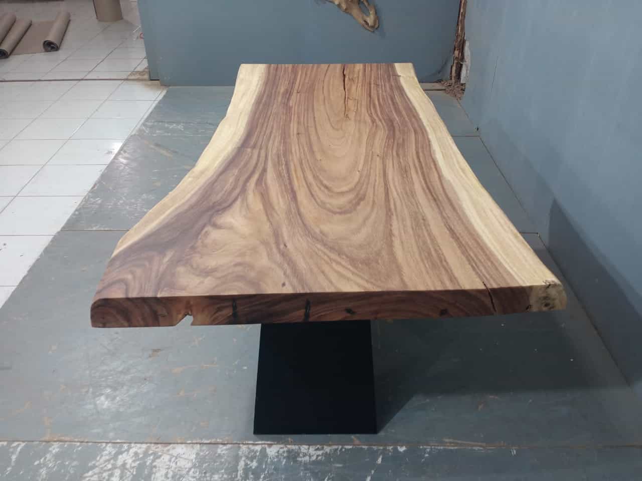 Live Edge Tables