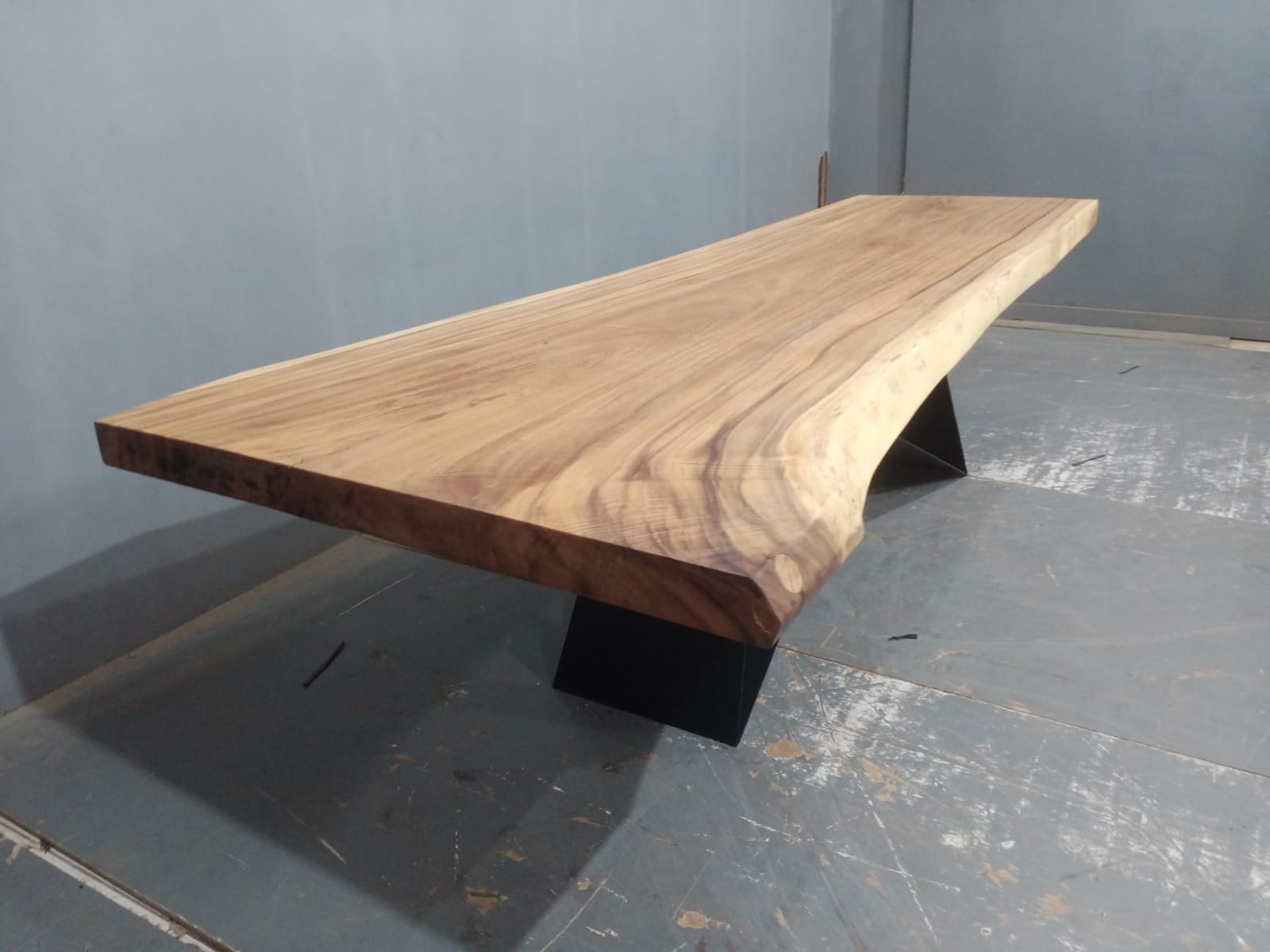 Live Edge Tables