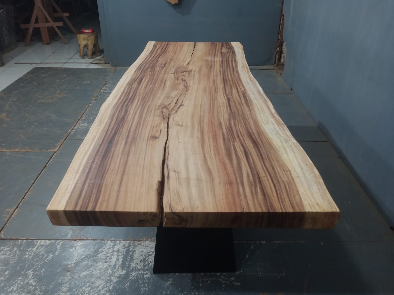 Live Edge Tables