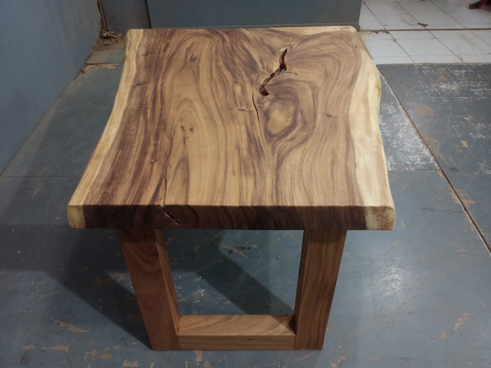 Live Edge Tables