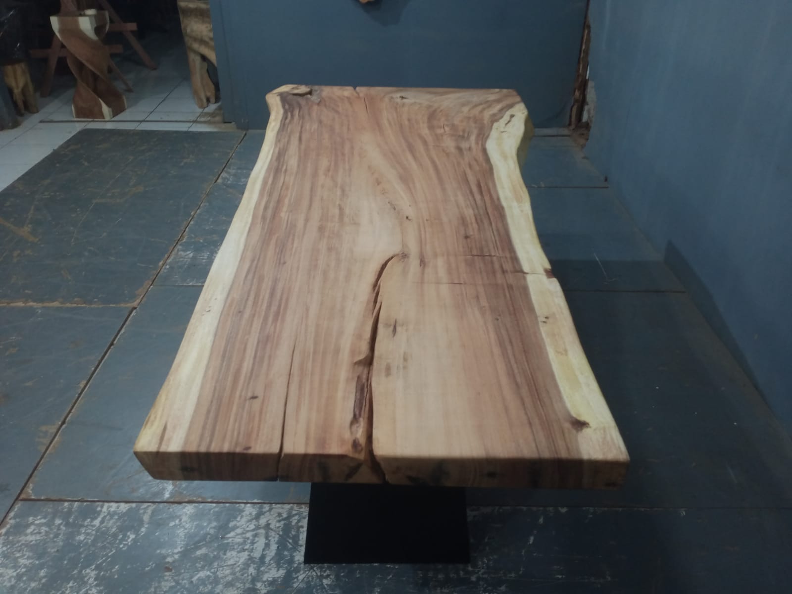 Live Edge Tables