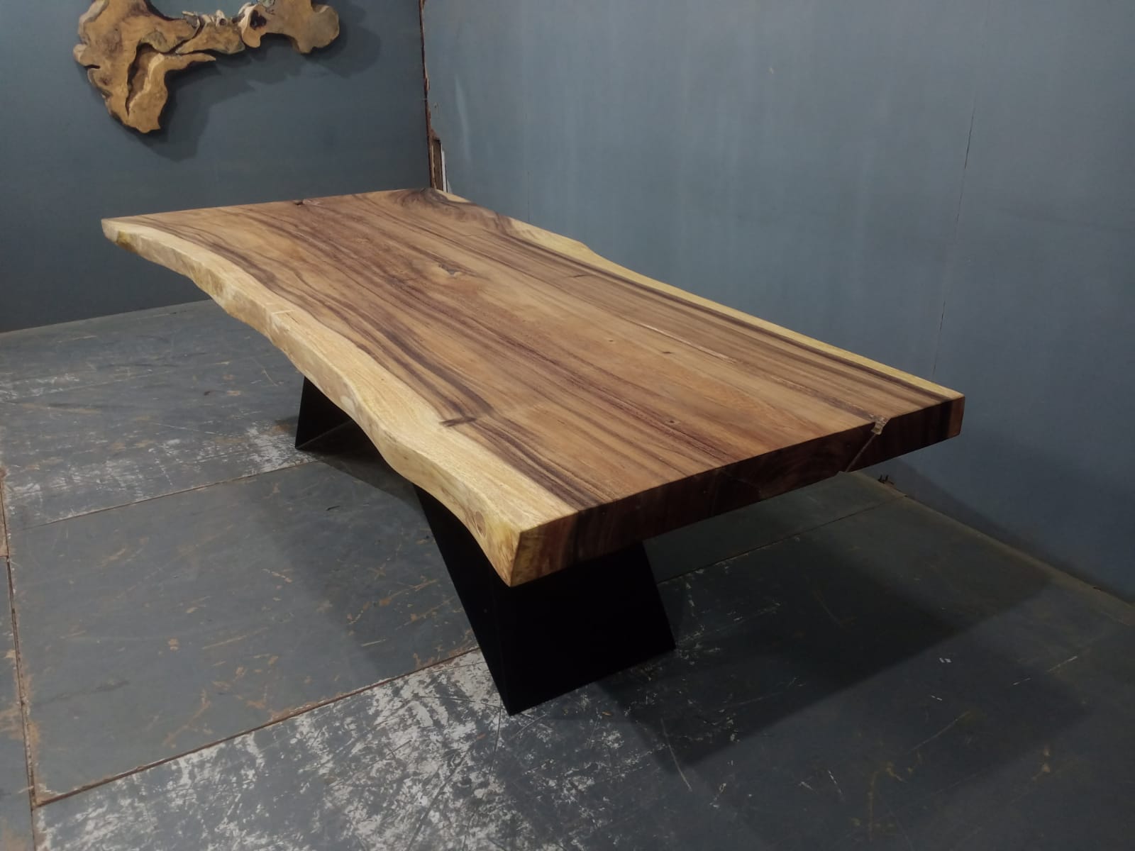 Live Edge Tables