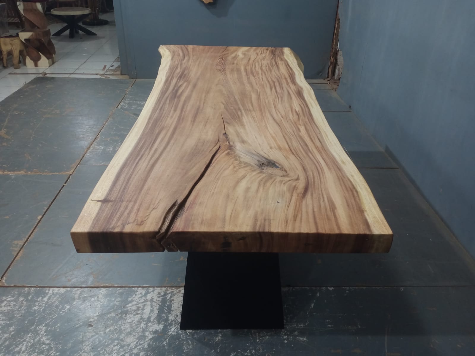 Live Edge Tables